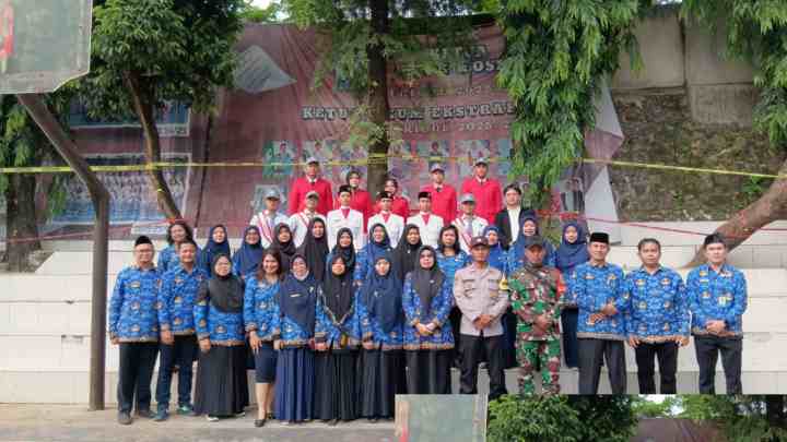 BHABINKAMTIBMAS KELURAHAN JATIRASA JADI PEMBINA UPACARA HARI LAHIR PANCASILA DI SMAN 6 KOTA BEKASI